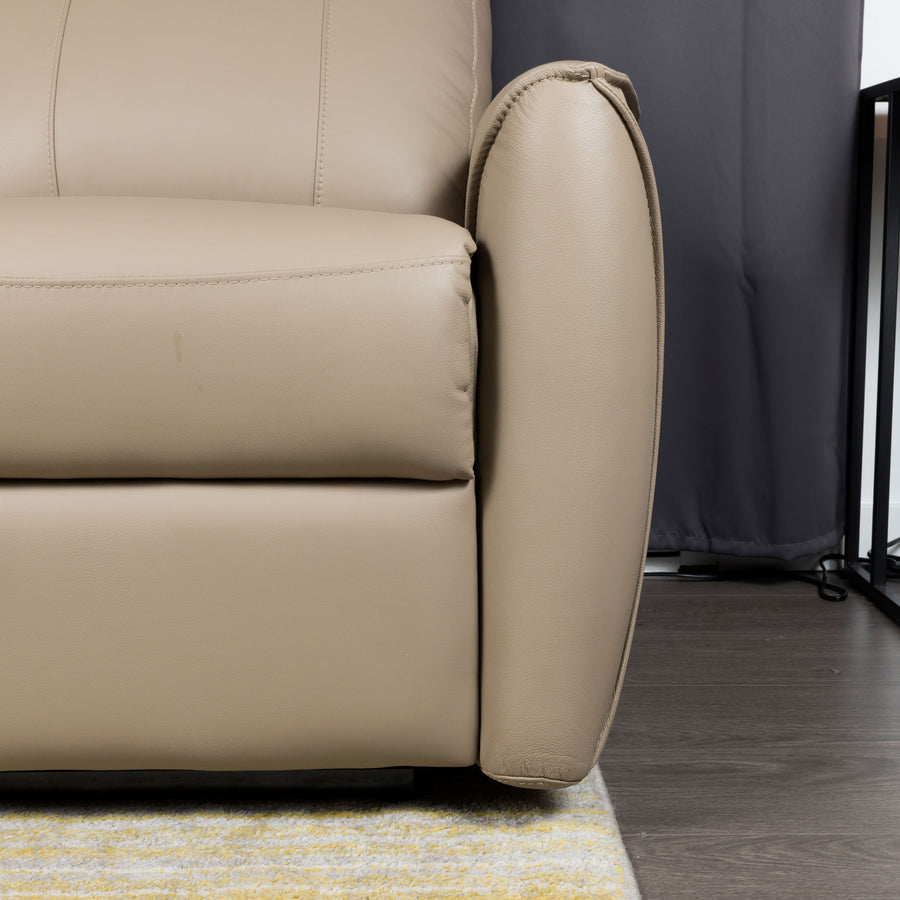 Venanzo | Leather Electric Reclining Loveseat